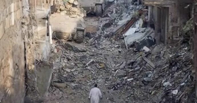 “Dopo quella foto dovevamo far qualcosa”. A Città della Pieve da 32 settimane ogni domenica un minuto di silenzio per Gaza