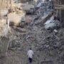 Copertina di “Dopo quella foto dovevamo far qualcosa”. A Città della Pieve da 32 settimane ogni domenica un minuto di silenzio per Gaza