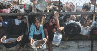 Copertina di Il deputato Ofer Cassif: “Molti israeliani sono diventati indifferenti al genocidio di Gaza”