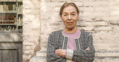 Copertina di Edith Bruck: “Lo Stato di Palestina va riconosciuto. A Gaza c’è un massacro, ma il genocidio è una cosa diversa”