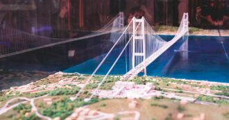 Stretto di Messina, il Ponte che non sta in piedi: tutte le magagne