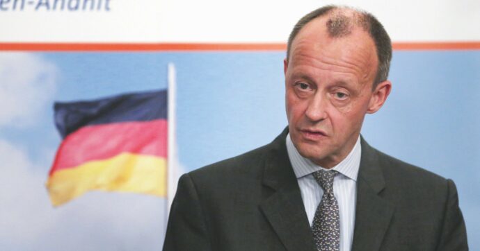 La Germania dice no a Merz: in pochi pronti alla guerra