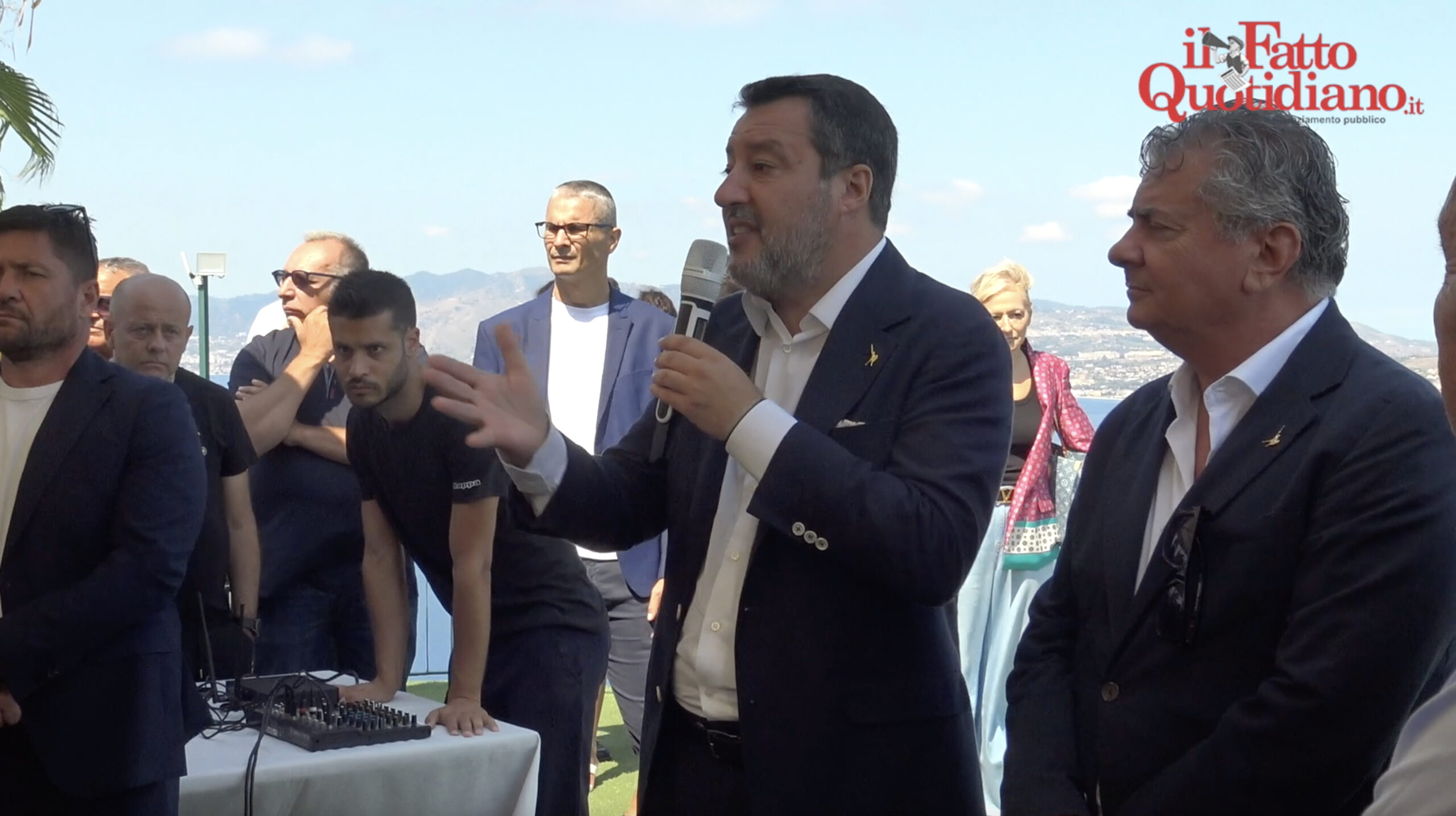 ponte sullo stretto salvini in tour in calabria a settembre vedrete gli operai espropriati saranno indennizzati di pi249