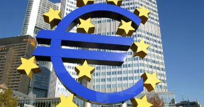 Copertina di Banche, ancora utili da record:  +13,5% in 6 mesi