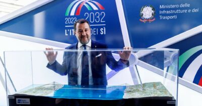 Copertina di Salvini contrario, il Pd a favore: le giravolte dei partiti sul Ponte di Messina