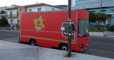 Copertina di Botulino, una seconda morte sospetta a Cosenza. 12 gli intossicati. Sequestrati prodotti nel food truck, due indagati