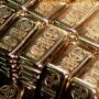 Copertina di La Banca centrale olandese sposta 86 tonnellate d’oro da USA e Canada a Londra: “Dobbiamo essere pronti a crisi geopolitiche”