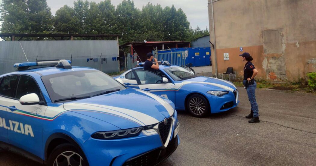 Padova, violenza di gruppo su 19enne