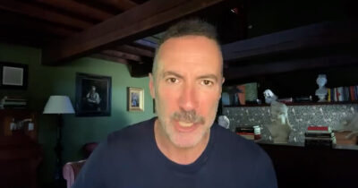 Copertina di “Cara Meloni, l’Italia dà armi a Israele. Faccia un decreto d’urgenza per vietarne la vendita”: l’ira di Sommi su Gaza