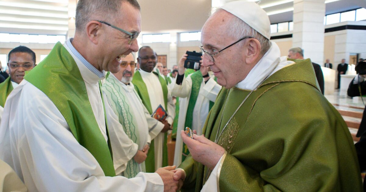 il parroco di pax christi nandino capovilla respinto in aeroporto a tel aviv ragioni di sicurezza pubblica