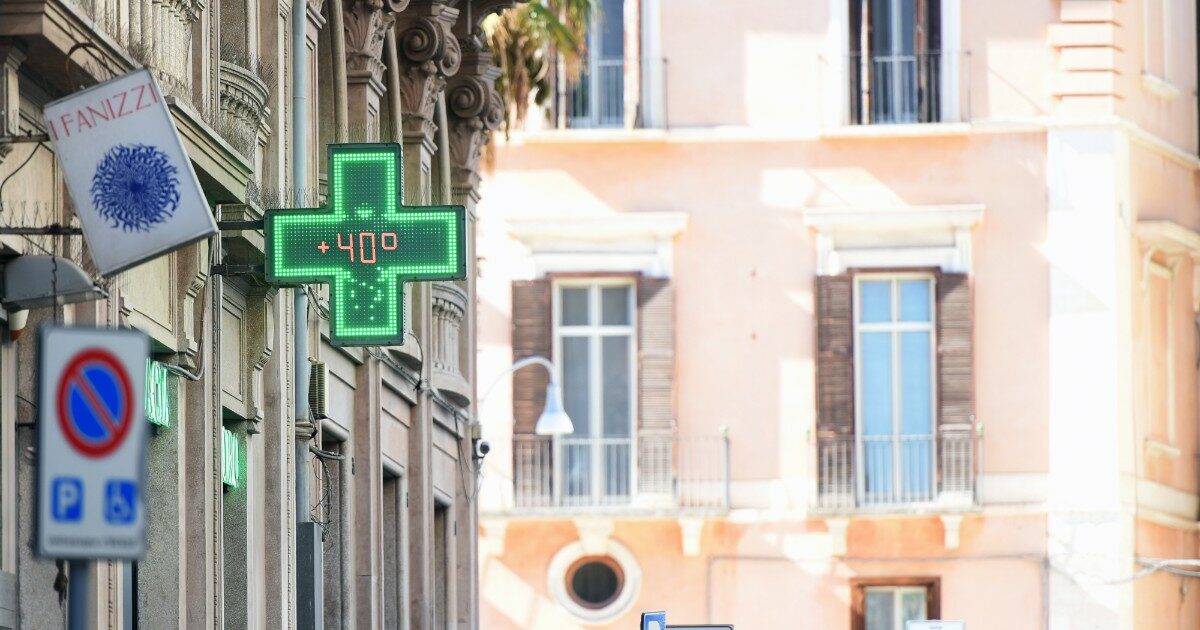 Allerta caldo in vista del Ferragosto: 16 bollini rossi entro mercoledì 13 agosto