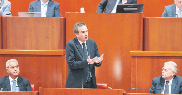 “Occhiuto ha solo preso”:  lo sfogo dell’ex socio in chat