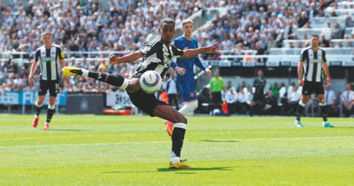 Calciomercato, gli inglesi investono da Paperoni. E la Serie A è sempre più modesta