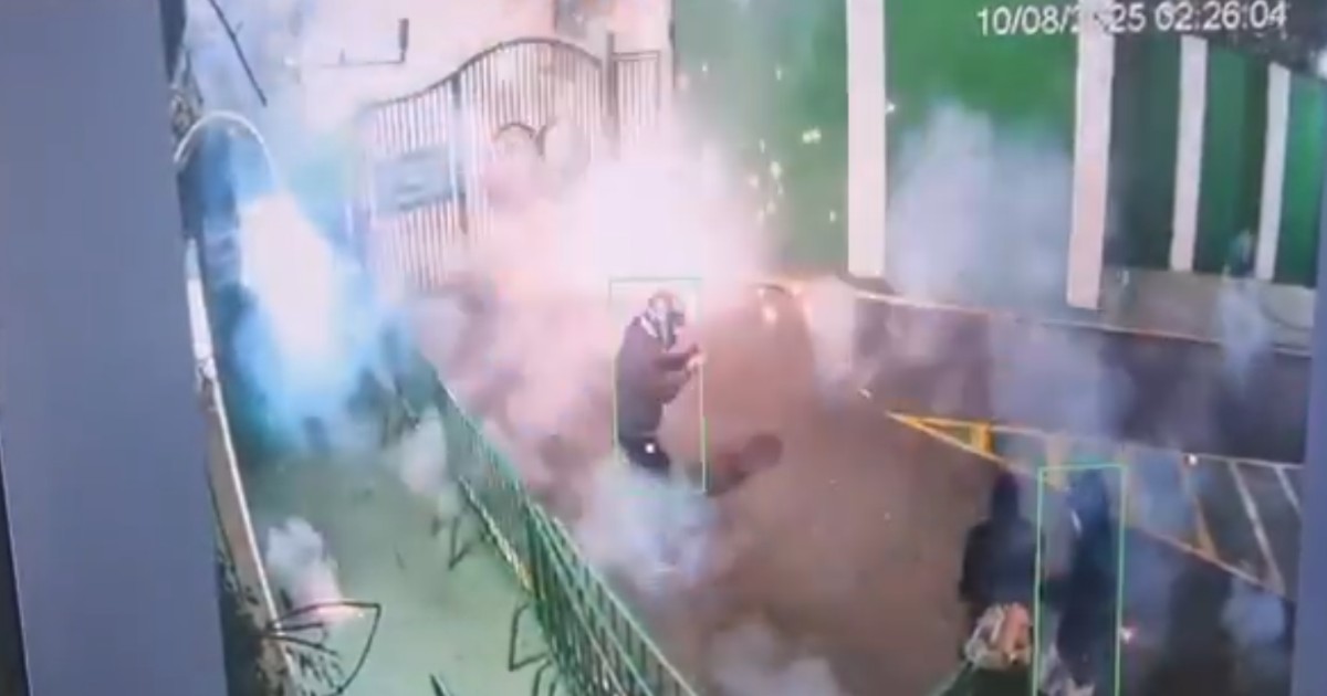 attacco terroristico con bombe e petardi la denuncia shock del palmeiras e il video dell8217accaduto