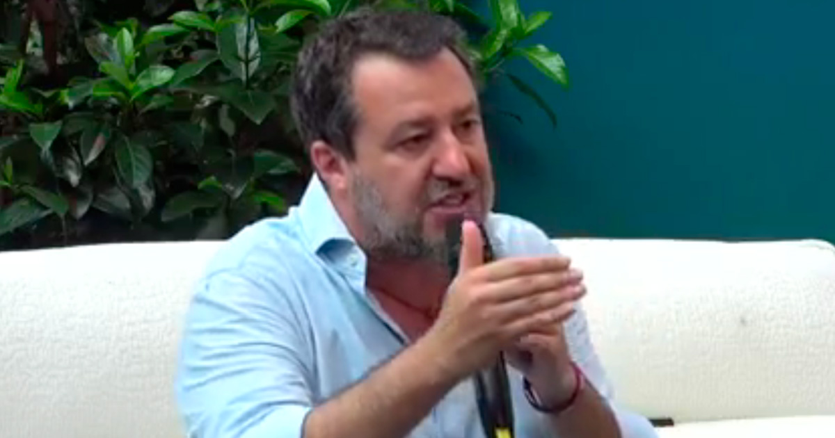 Caro spiagge, Salvini ammette: “La classe media soffre, oggi non arriva a fine mese”. Ma assolve il governo Caro spiagge, Salvini ammette: “La classe media soffre, oggi non arriva a fine mese”. Ma assolve il governo