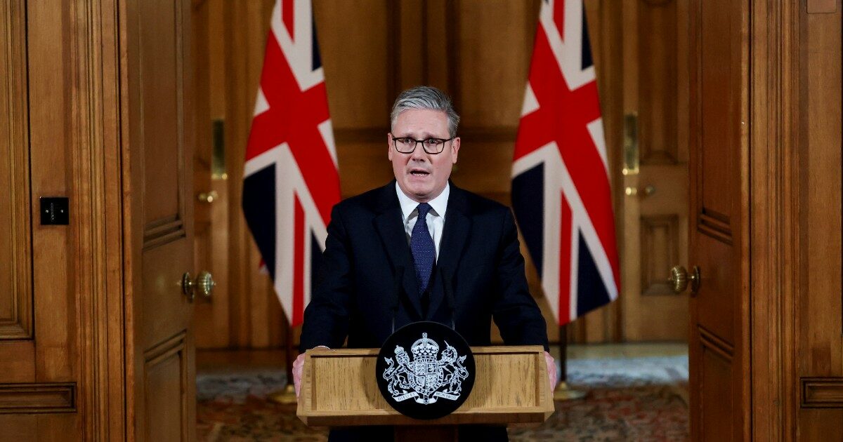 regno unito starmer prova a riacciuffare l8217elettorato sottraendo a farage il suo cavallo di battaglia misure restrittive sull8217immigrazione