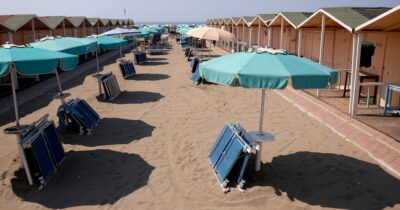 Copertina di Voglio condividere la testimonianza di un balneare: ormai le spiagge sono ostaggio di ricatti e burocrazia