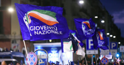 Copertina di I giovani di FdI occupano la sede del partito a Roma per protestare contro il trasferimento: interviene la Polizia