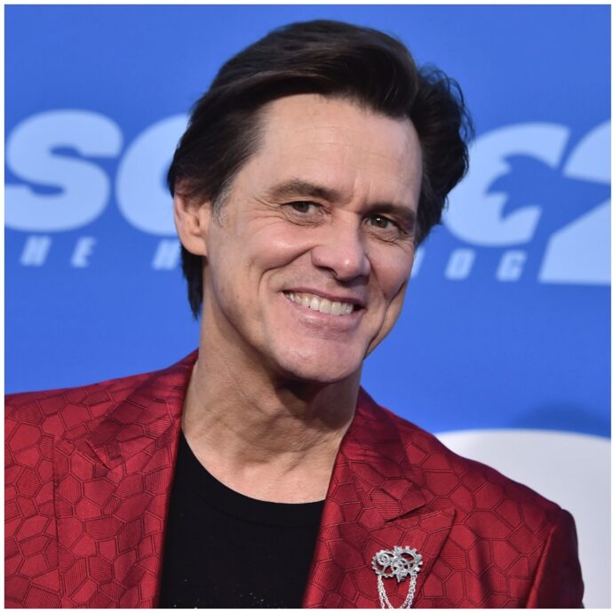 “In 2 anni nessuno l’ha comprata, ha dovuto quasi dimezzare il prezzo”: Jim Carrey costretto a svendere la sua villa extralusso