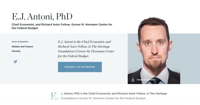 A capo dell’agenzia Usa che dà i dati su lavoro e prezzi Trump mette un fedelissimo. I colleghi economisti: “Tirapiedi inesperto”