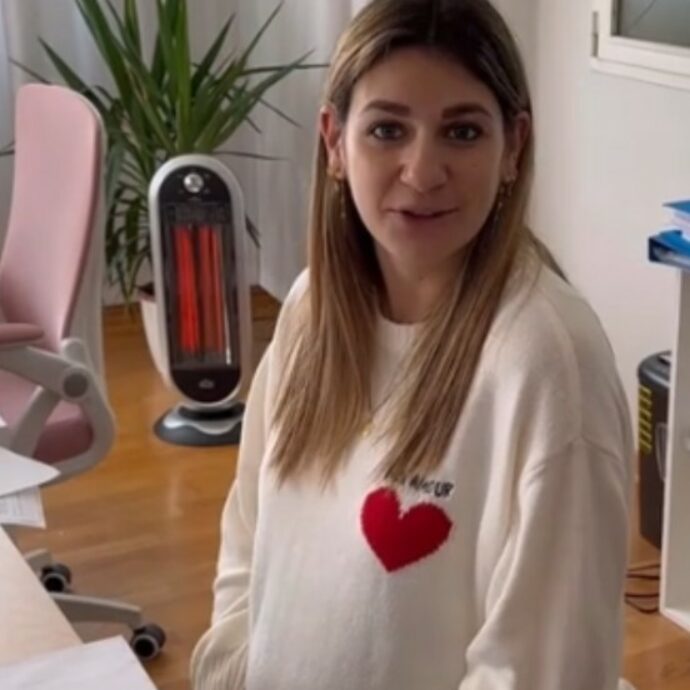 “Si sono fatti pubblicità con la mia assunzione, ma nessuno conosce il vero finale della storia”: lo sfogo della contabile di Martina Strazzer lasciata a casa dopo il parto
