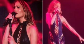 Copertina di “Mi stava facendo il solletico”: un grillo cammina sul collo di Jennifer Lopez durante il concerto, lei lo caccia via con un colpo di teatro che diventa virale – VIDEO