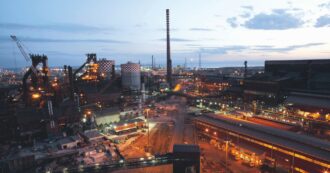 Copertina di Ilva, da Chigi al tribunale di Milano: le 24 ore di fuoco per la crisi dell’acciaieria