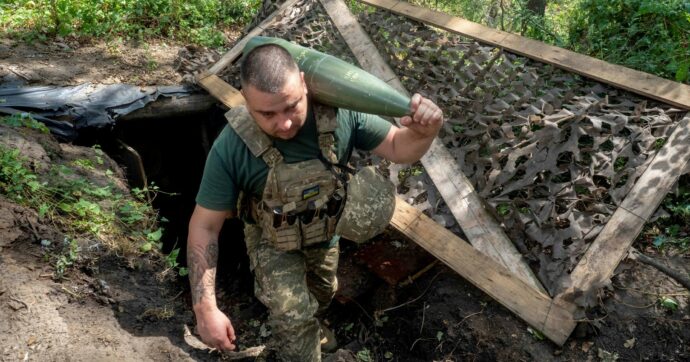 Ucraina, le chat dei soldati di Kiev: “A Pokrovsk i generali sottovalutano i russi, saranno giorni caldi”