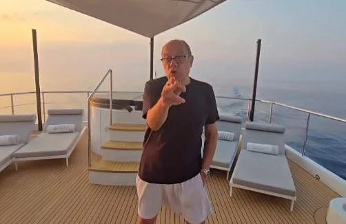 un saluto a chi oggi va al 8216palo della morte carlo verdone e gli auguri speciali per ferragosto