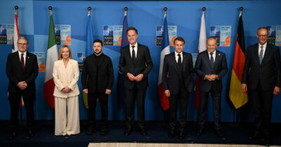 Copertina di Alaska, i leader europei dopo il vertice: “No a veto su Kiev in Ue e Nato”. Kallas: “Lavoriamo a nuove sanzioni”