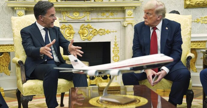 “Trump e la proposta a Kiev delle garanzie di sicurezza Nato, ma senza adesione”. Cosa prevede l’articolo 5