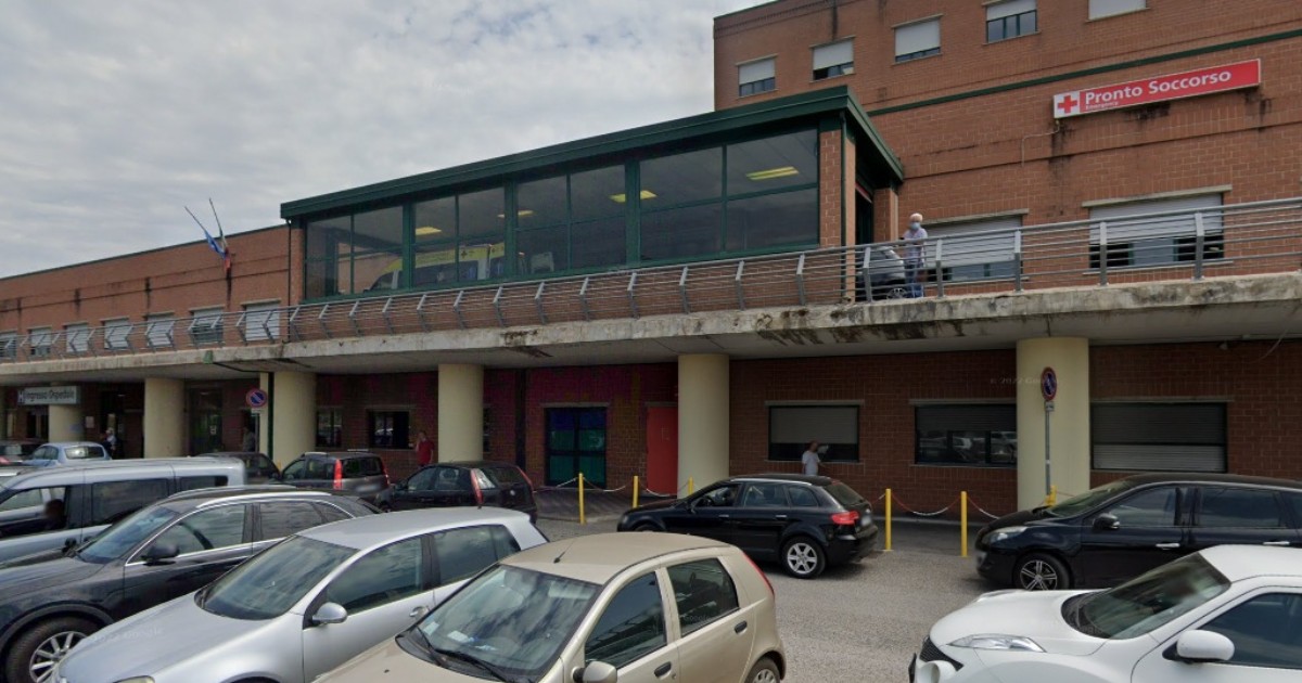 Aggredisce un’infermiera dell’ospedale di Cassino: arrestato 20enne. Cisl: “Le istituzioni intervengano per fermare le violenze” Aggredisce un’infermiera dell’ospedale di Cassino: arrestato 20enne. Cisl: “Le istituzioni intervengano per fermare le violenze”