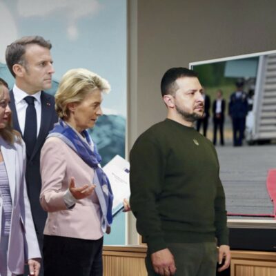 Copertina di Trump-Putin in Alaska, le richieste della Russia: confini, lingua ufficiale e garanzie per gli ortodossi in Ucraina. E Putin se la ride