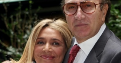 Copertina di “Una notizia devastante, sto malissimo. È stato messo da parte e ha ricominciato con umiltà da RaiTre”: Mara Venier in lacrime al Tg1 per la morte di Pippo Baudo