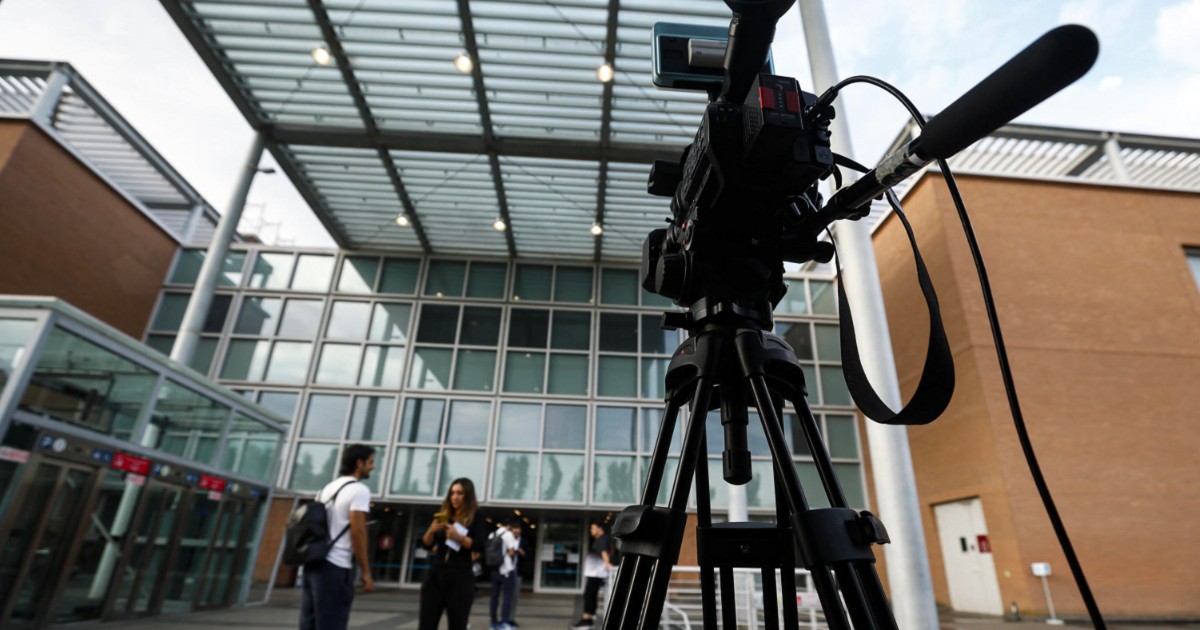 i funerali di pippo baudo a militello la camera ardente al campus biomedico o in rai oggi l8217omaggio privato della famiglia e degli amici pi249 stretti