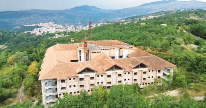 Molise, lo scheletro da 10 miliardi incompiuto da Tangentopoli