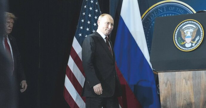Ucraina, Trump va di corsa e si vende già l’intesa con Putin: “Grandi progressi”