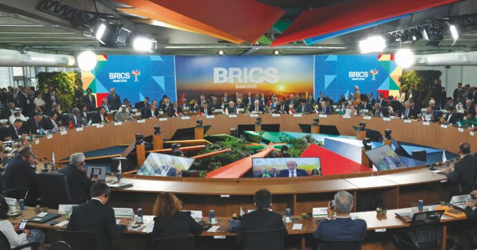 La guerra di Trump ai Brics per salvare l’egemonia Usa