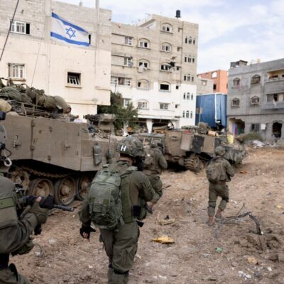 Copertina di Israele pronto a occupare Gaza city, ma mancano i soldati: “Reclutiamo i giovani all’estero”