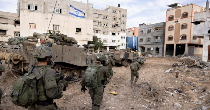 Israele pronto a occupare Gaza city, ma mancano i soldati: “Reclutiamo i giovani all’estero”