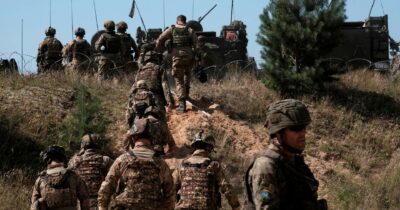 Copertina di Truppe Ue in Ucraina, ora Londra e Berlino frenano