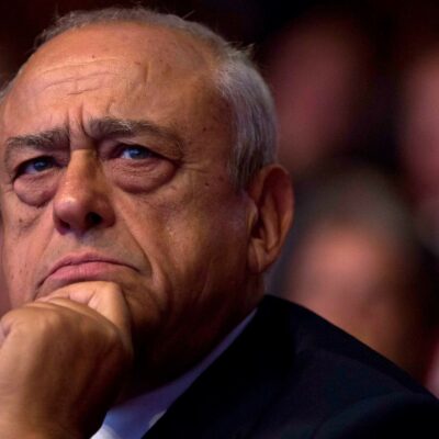 Copertina di I CaltaMeloni sono vicini a Mediobanca