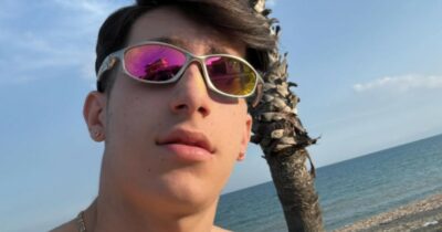 Copertina di “Testi contro lo Stato e la magistratura, inneggia alla criminalità”: il sindaco annulla il concerto del rapper Nisi