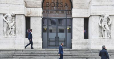 Copertina di La Borsa oltre 43 mila punti (come nel 2007)
