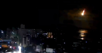 Copertina di Meteorite illumina il cielo a giorno: il video della palla di fuoco sopra il Giappone