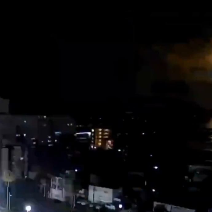 Meteorite illumina il cielo a giorno: il video della palla di fuoco sopra il Giappone