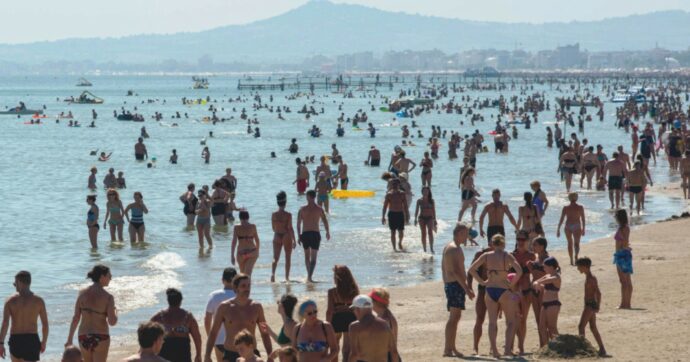 Turismo, boom degli “arrivi”: il governo festeggia numeri senza senso