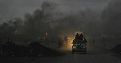 Copertina di L’esercito israeliano entra a Gaza city: occupata la periferia, abitanti in fuga. Netanyahu: “Ora trattare sugli ostaggi”