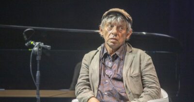 Copertina di Sgombero del Leoncavallo, Paolo Rossi: “È una sconfitta per Milano. Avrei dovuto farci una serata, mi sono perso una birra come cachet”