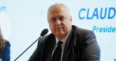 Copertina di “Senza di voi la Lazio non sarebbe ciò che è”: Lotito ringrazia i tifosi dopo il record di abbonamenti